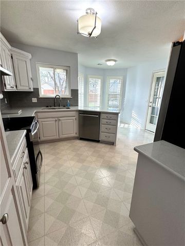 408 N 39th Street, Rogers, AR 72756