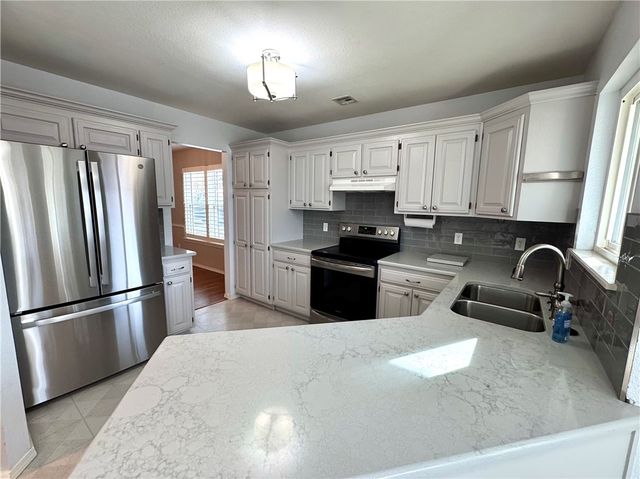 408 N 39th Street, Rogers, AR 72756