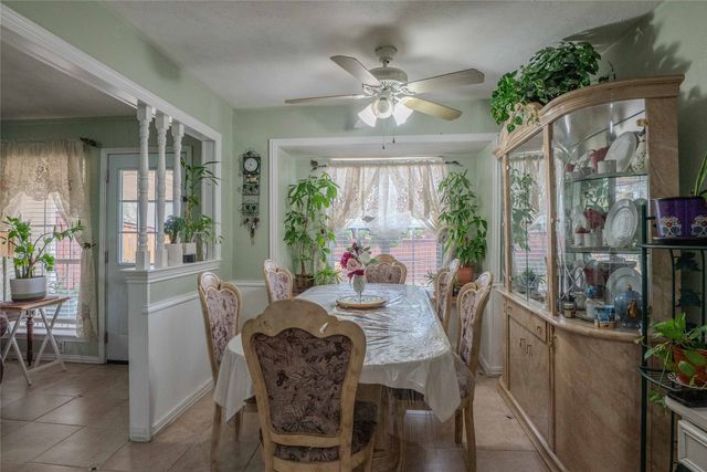1923 Sierra Drive, Lewisville, TX 75077