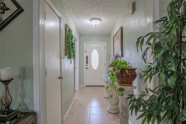 1923 Sierra Drive, Lewisville, TX 75077