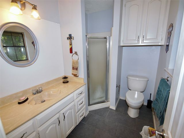 3106 S Lipsey Street, Decatur, TX 76234