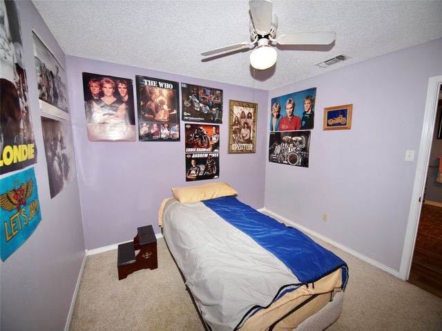 3106 S Lipsey Street, Decatur, TX 76234