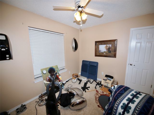 3106 S Lipsey Street, Decatur, TX 76234