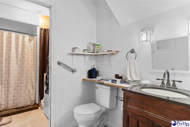 2613 Whitestone Dr., Florence, SC 29505