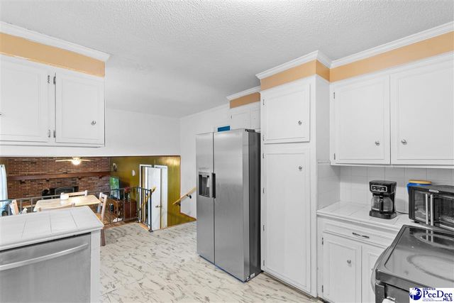 2613 Whitestone Dr., Florence, SC 29505