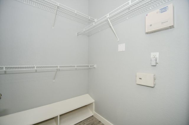 1441 East Street 302, Houston, TX 77007