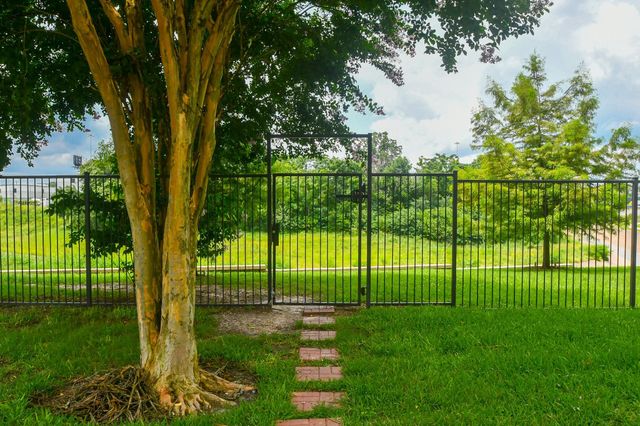 1441 East Street 302, Houston, TX 77007