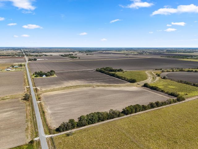 00 Vrlla Road, Guy, TX 77444