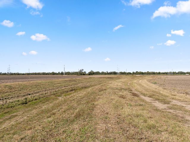 00 Vrlla Road, Guy, TX 77444