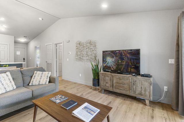 32 Golfshores Drive 22, Branson, MO 65616