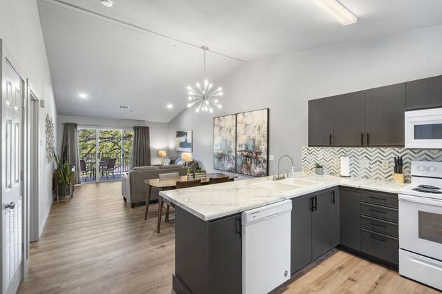 32 Golfshores Drive 22, Branson, MO 65616