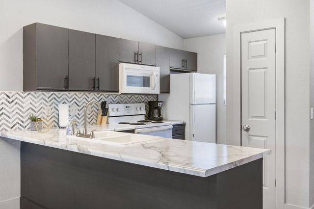 32 Golfshores Drive 22, Branson, MO 65616