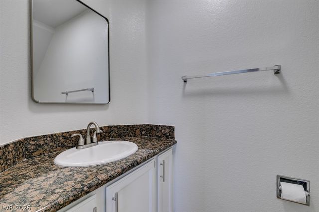 2113 Desert Peak Road, Las Vegas, NV 89134