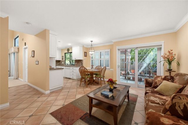 2036 Pepperwood, Duarte, CA 91010