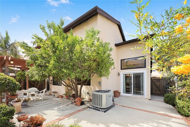 2036 Pepperwood, Duarte, CA 91010