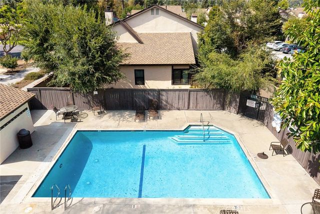 2036 Pepperwood, Duarte, CA 91010