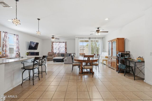 256 W CHASKA Trail, San Tan Valley, AZ 85140