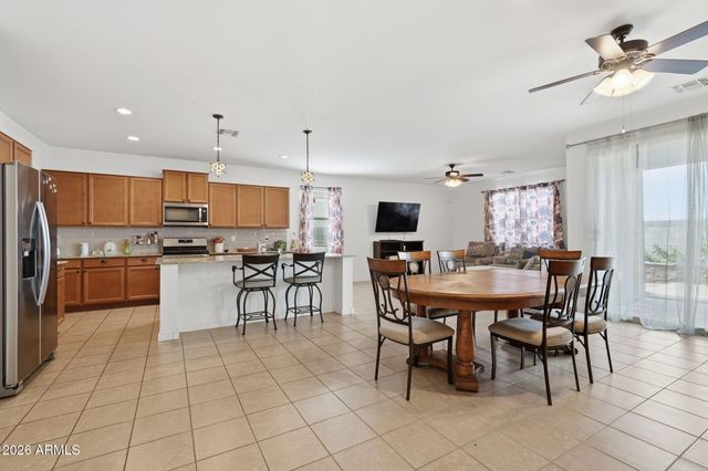 256 W CHASKA Trail, San Tan Valley, AZ 85140