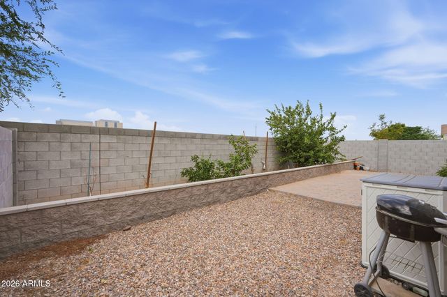 256 W CHASKA Trail, San Tan Valley, AZ 85140