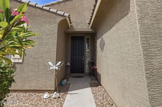 256 W CHASKA Trail, San Tan Valley, AZ 85140