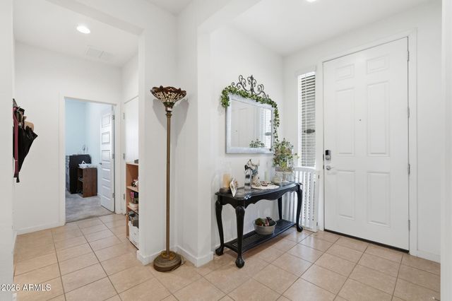 256 W CHASKA Trail, San Tan Valley, AZ 85140