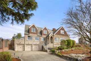 4801 Hyada Boulevard NE, Tacoma, WA 98422