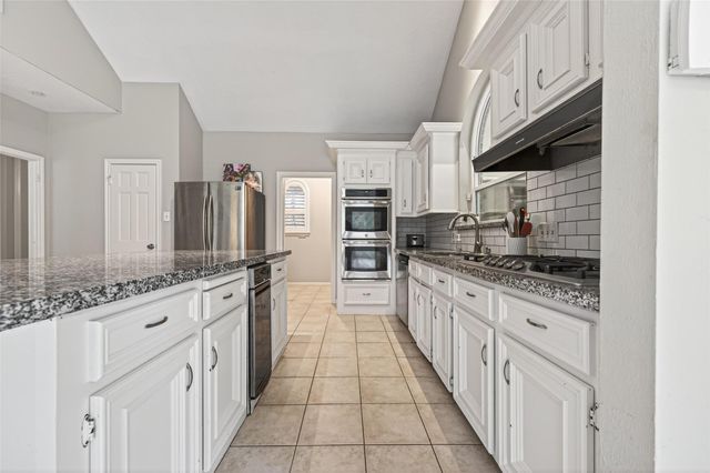 33114 Alton Wright Drive, Magnolia, TX 77355