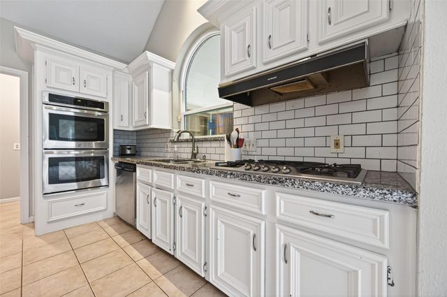 33114 Alton Wright Drive, Magnolia, TX 77355