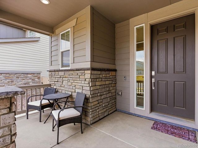 1006 S Eaton Park Ct, Aurora, CO 80018