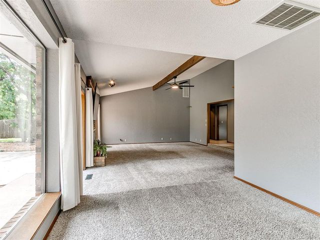 912 Stonehenge Drive, Edmond, OK 73034