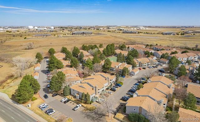 908 S Walden Way 203, Aurora, CO 80017