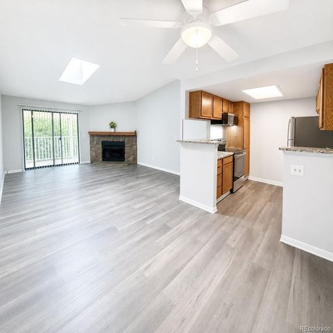908 S Walden Way 203, Aurora, CO 80017