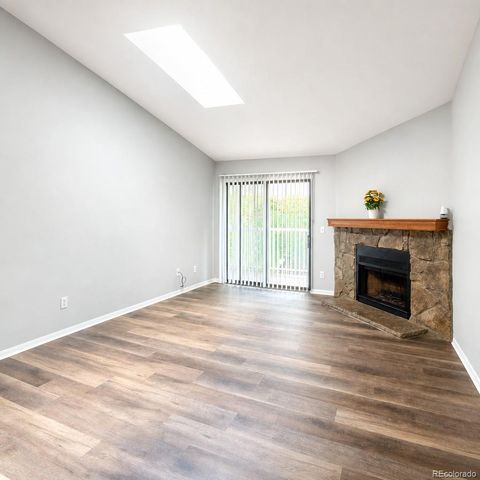 908 S Walden Way 203, Aurora, CO 80017