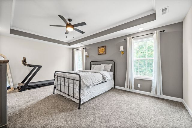 2265 Mockingbird Hill Rd, Palmyra, TN 37142