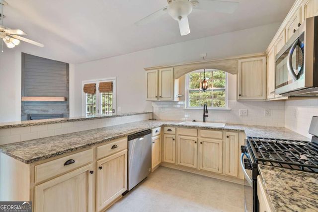 14 Bryan Springs Road SW, Rome, GA 30165