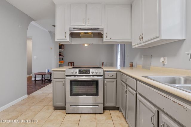 1128 Oak Street, Ocean Springs, MS 39564