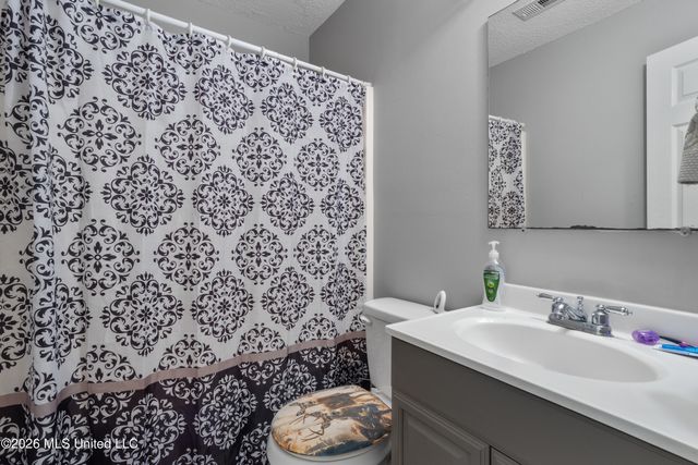 1128 Oak Street, Ocean Springs, MS 39564