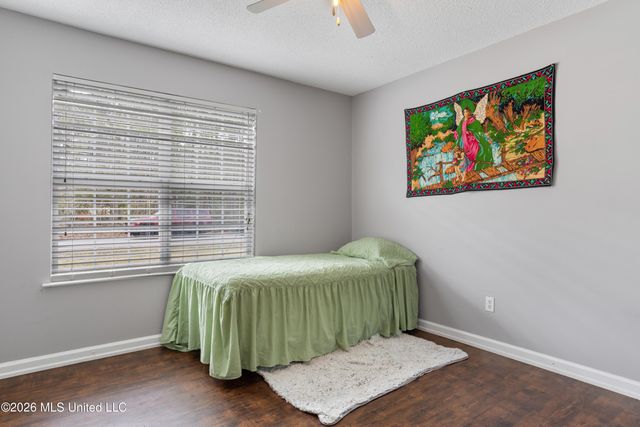 1128 Oak Street, Ocean Springs, MS 39564