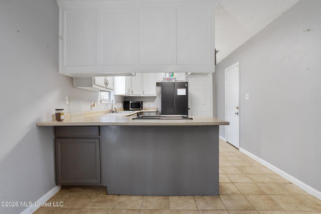 1128 Oak Street, Ocean Springs, MS 39564