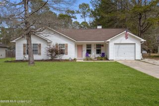1128 Oak Street, Ocean Springs, MS 39564