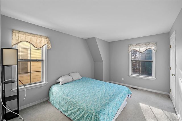 709 Gazebo Cir 709, Reading, MA 01867