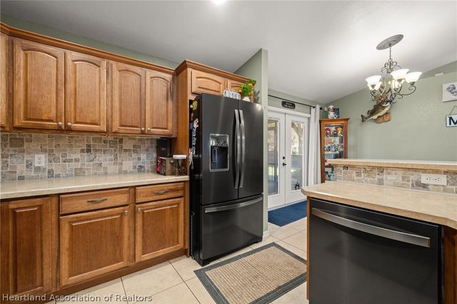 708 N Delaney Avenue, Avon Park, FL 33825
