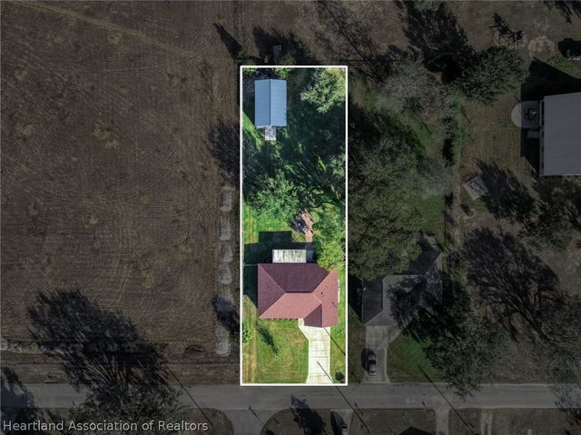 708 N Delaney Avenue, Avon Park, FL 33825