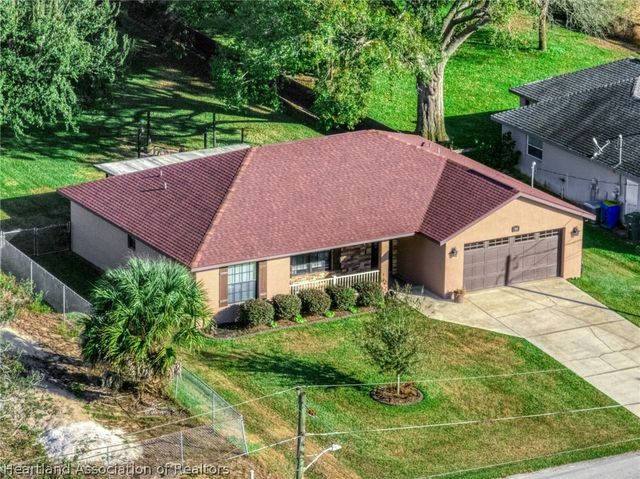708 N Delaney Avenue, Avon Park, FL 33825