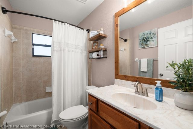 708 N Delaney Avenue, Avon Park, FL 33825