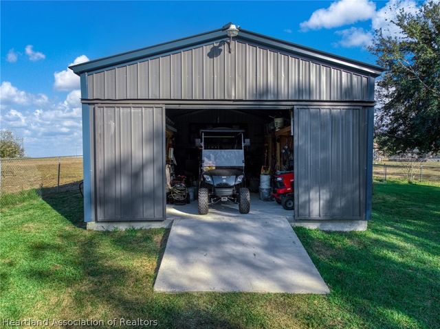 708 N Delaney Avenue, Avon Park, FL 33825