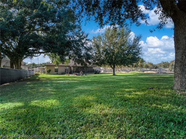 708 N Delaney Avenue, Avon Park, FL 33825