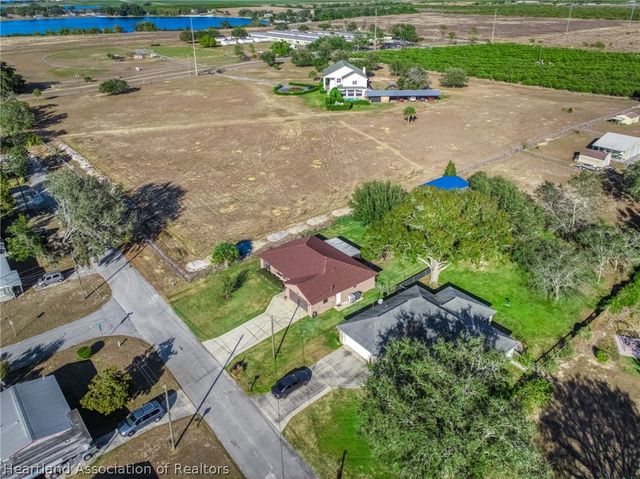 708 N Delaney Avenue, Avon Park, FL 33825