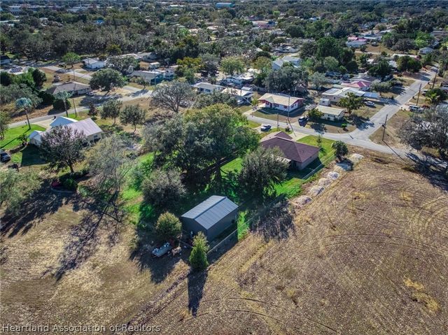 708 N Delaney Avenue, Avon Park, FL 33825