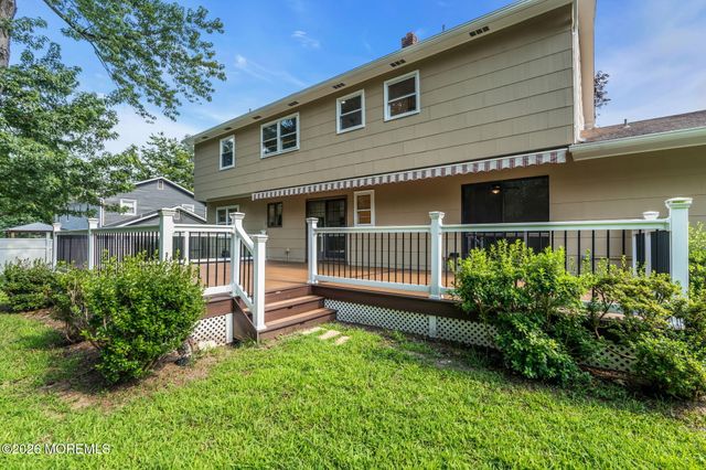 420 W Union Hill Road, Morganville, NJ 07751